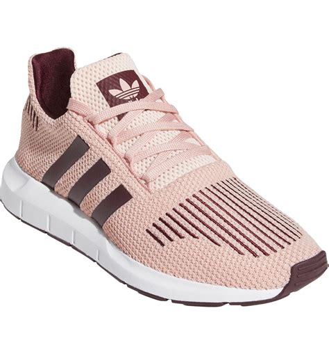 adidas swift run women.